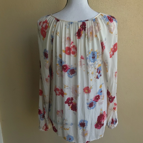 NWOT 🌼Lucky Brand Floral Top - Picture 2 of 3
